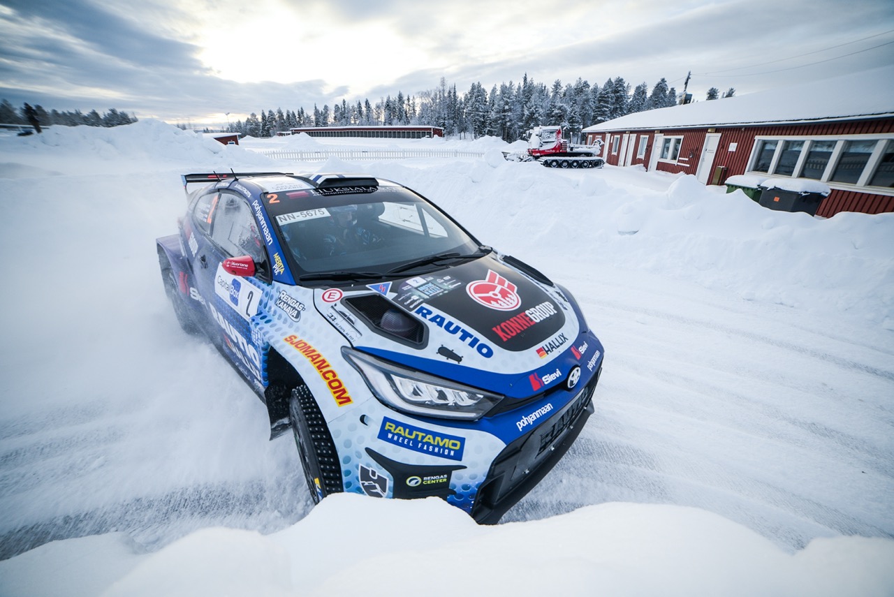 Nasce una nuova stella in Finlandia: Kauppinen trionfa all’Arctic Lapland Rally, Lappi lo elogia